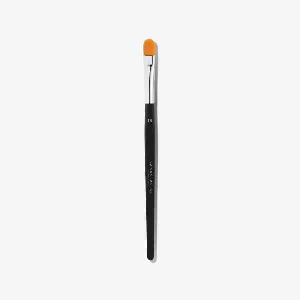 Brush 18 Precise Conceal Brush